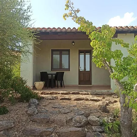 Su Birde Farm stay Orosei