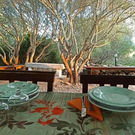 Su Birde Farm stay Orosei