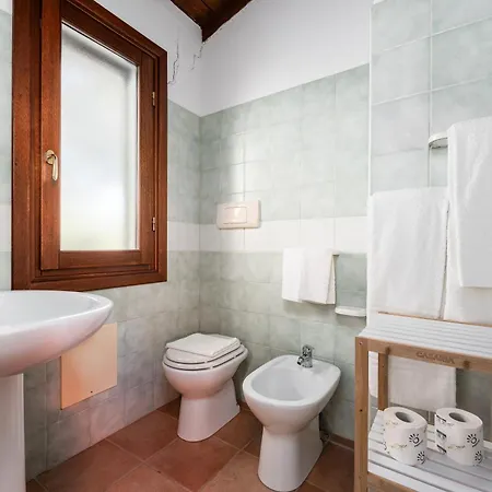 Su Birde Farm stay Orosei